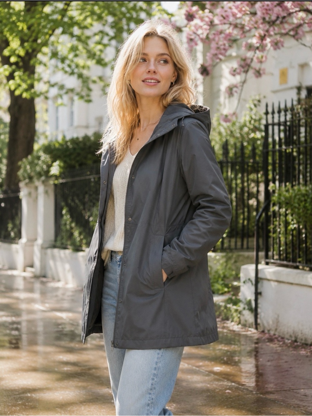 Columbia Black Women's Hooded Rain Jacket